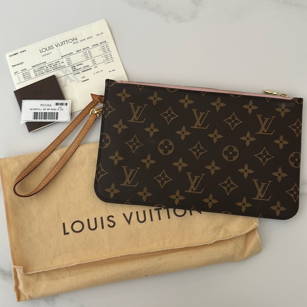 100% authentic NEW Louis Vuitton neverfull pochette in pink with dustbag